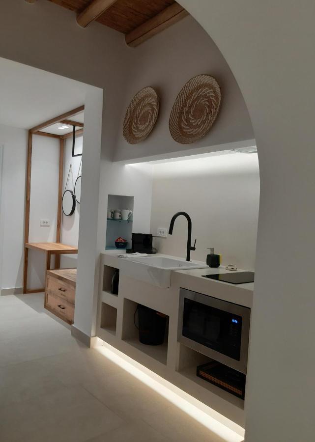 Sfakia Seaside Luxury Suites Khora Sfakion Exterior photo
